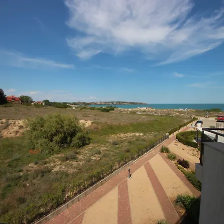 Menada شقة سوزوبول